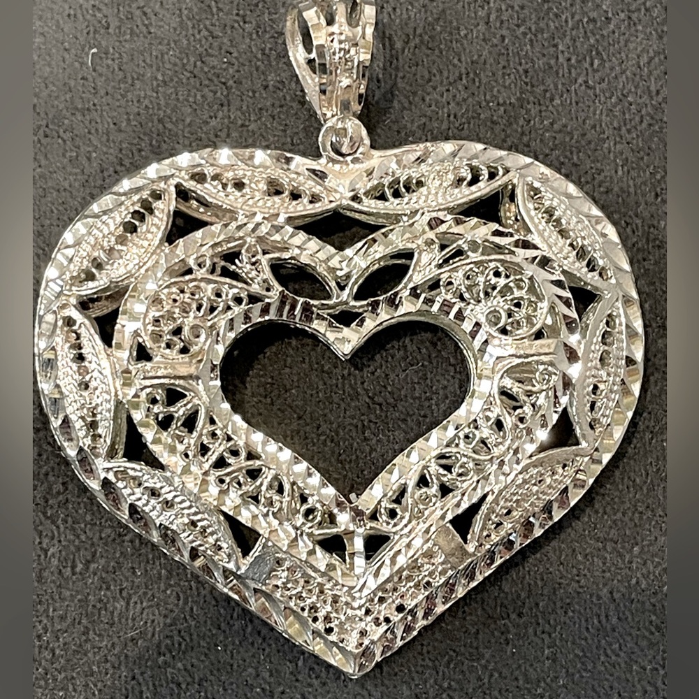 Vintage Filigree Diamond Cut Puffy Open Heart LARGE Silver Pendant Shiny